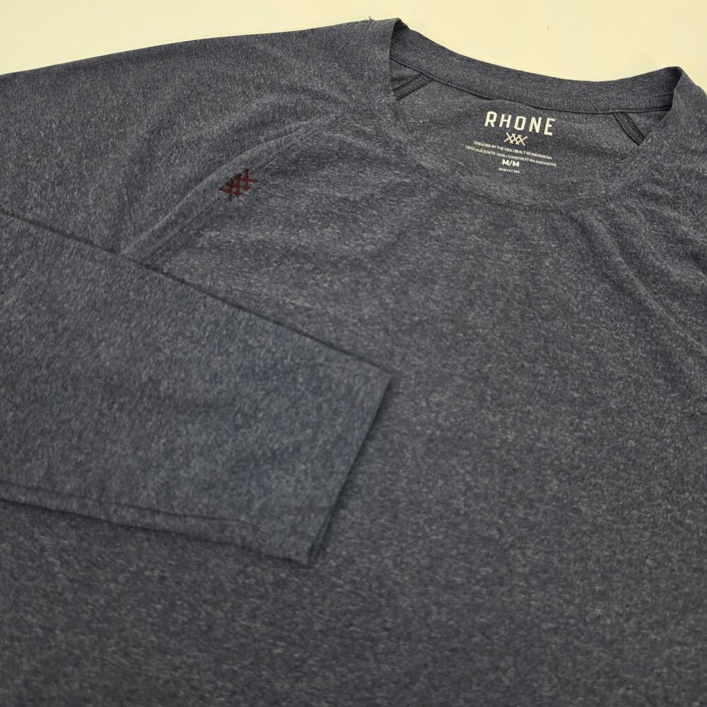 Rhone Reign Mens Medium Long Sleeve Performance Shirt Blue Gray Athletic Tee